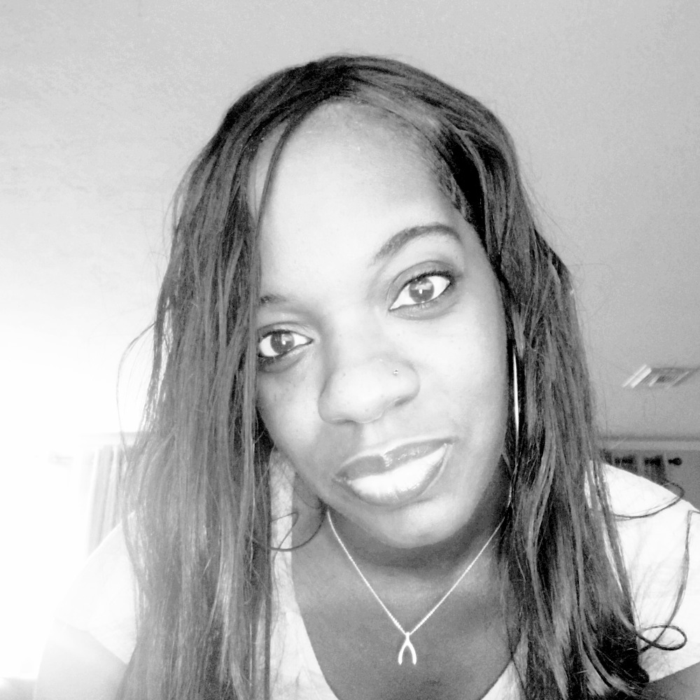 Meet your Posher, Ree with Creeativ Closet!